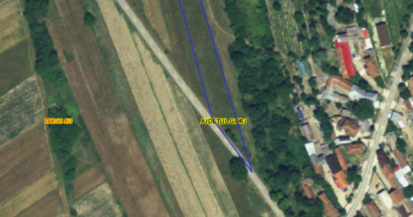 Teren intravilan - 1654 mp - Ursati, Targu Jiu