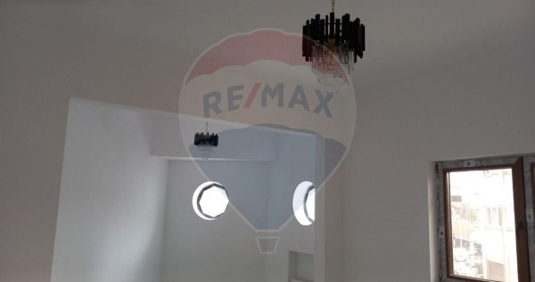 VANZARE Apartament cu 3 camere in zona Dacia