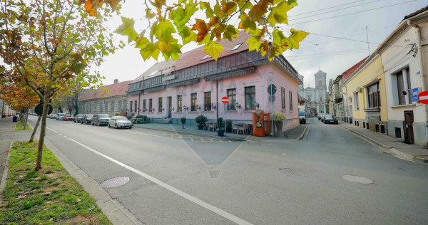 De vânzare - Proprietate premium în zona istorică a Or...
