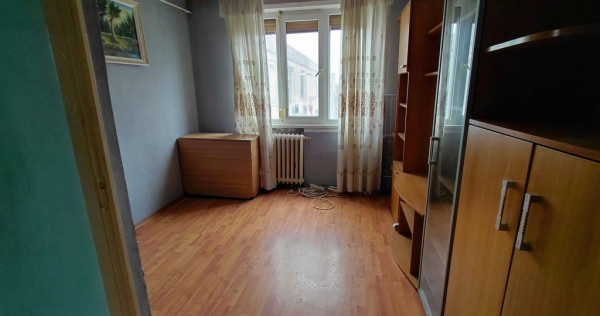 Apartament 2 camere, etaj 4/4, Micro 19 ,liber.