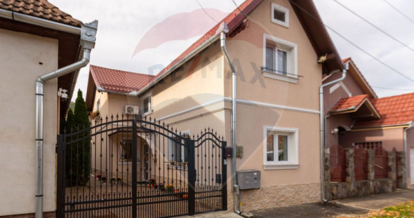 Casă construita in 2016, mobilata si utilată, zona lini...