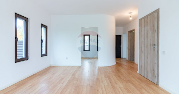 Casă / Vilă cu 5 camere de vânzare Tunari, Dimieni