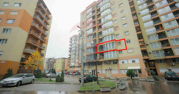 De vânzare apartament cu 2 camere, zona Nufărul, Piața...