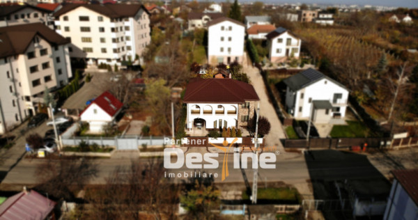 Casă individuală stil grecesc cu 5 camere S+P+1+pod, 200 m