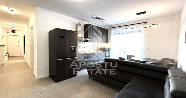 Apartament de lux cu 3 camere si gradina proprie, in zona...
