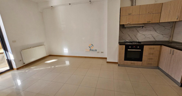 Decomandat 2 camere etaj 1 la intrare in Dumbravita