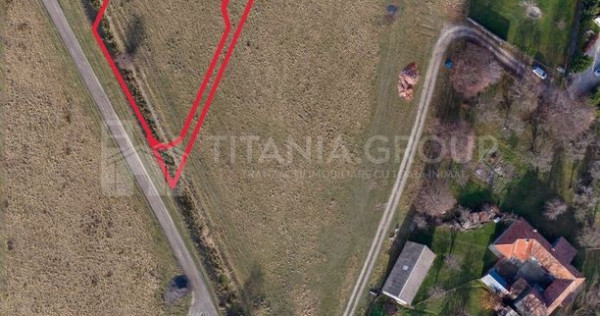 Teren intravilan parcelabil, priveliște spre munți, Soh...