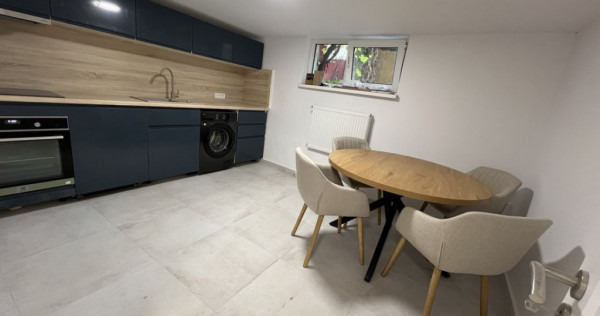 Proaspat renovata cu gradina proprie si garaj, Semicentral,