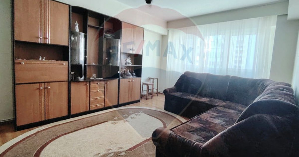 Apartament cu 2 camere de inchiriat, ultracentral, Bd. Tr...