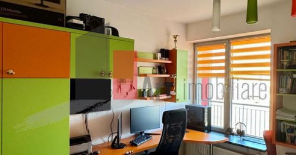 Apartament 3 camere Parcul Tineretului