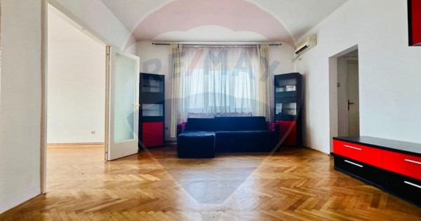 De vanzare apartament unic in Zona Romana