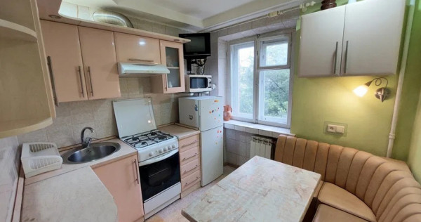 Garsoniera de vanzare zona Prosper