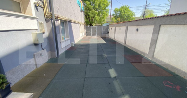 Parter cladire comerciala, 85 mp, zona centrala