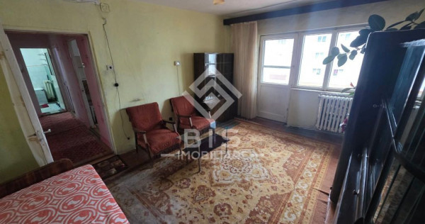 Apartament 2 camere decomandate