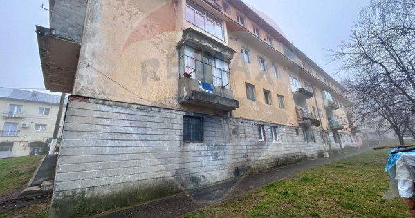 Apartament de vanzare la demisol Cavnic