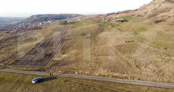 De vanzare teren Chinteni cu panorama