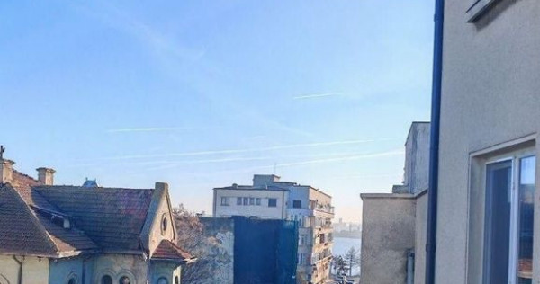 APARTAMENT 3 CAMERE DECOMANDAT ZONA PENINSULA/ PIATA OVIDIU