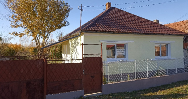 Casa 3 camere Santimreu, Bihor, la 23 km de Oradea