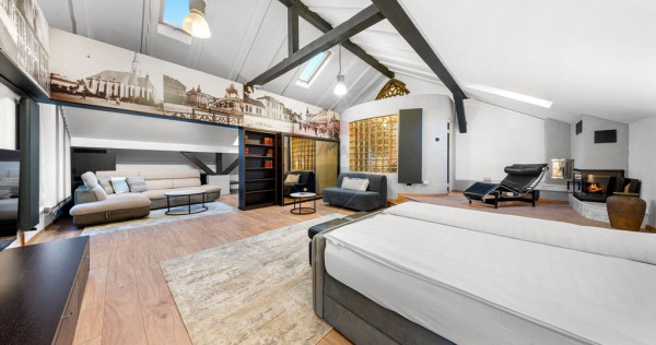 Casa de vanzare cu pozitionare strategica - strada Republ...