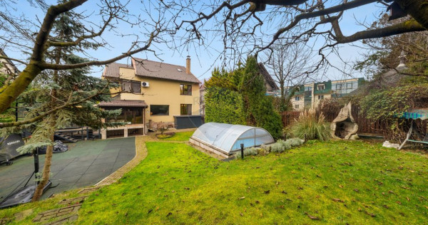 Casa de vanzare str. Republicii I Clinica I Aparthotel I ...