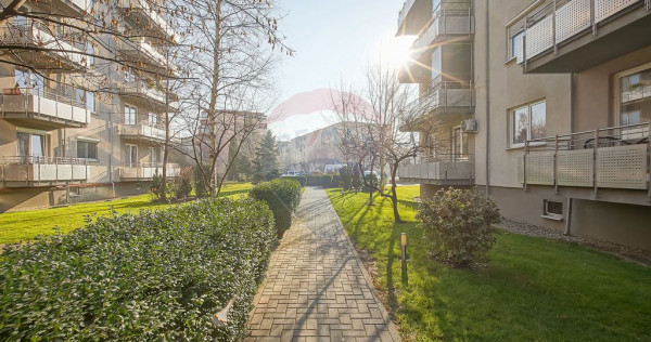 Apartament cu terasa, vedere panoramica Mobexpert|boxa|po...