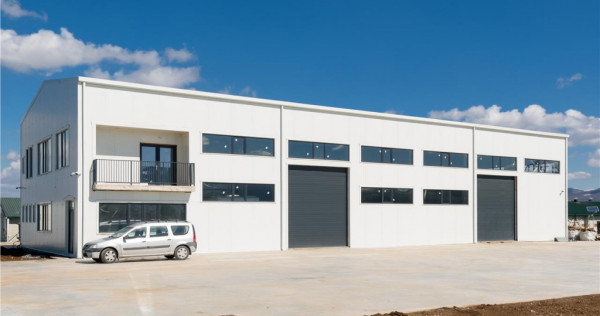 Hala moderna 3.000mp curte, conditii optime, exterior Braso