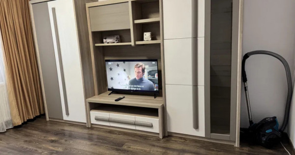 Garsoniera spatioasa, 43 mp, mobilata si utilata, loc de par