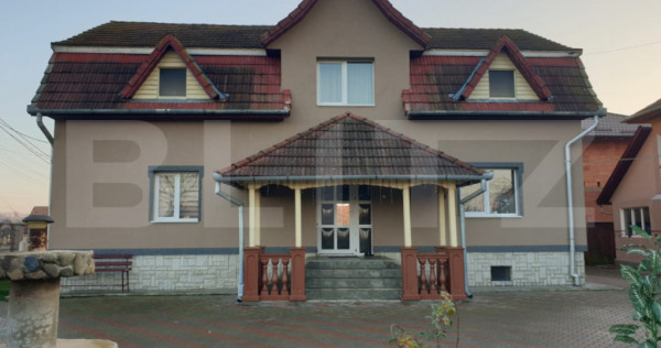 Proprietate cu doua cladiri in curte in apropiere de Cheile