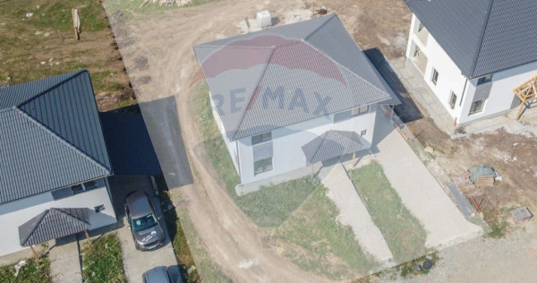 Casa cu 4 camere de vanzare, Jucu de Sus, Frasinului Nr.6...