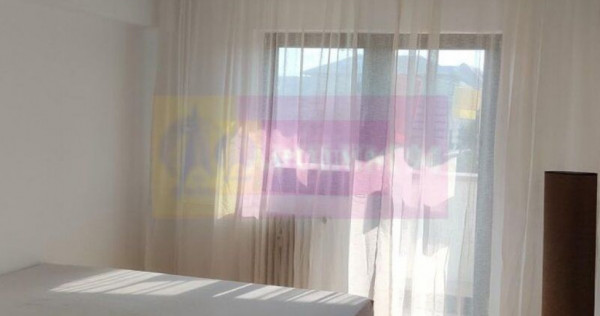 Vanzare apartament de 3 camere in zona Unirii-Splaiul Unirii