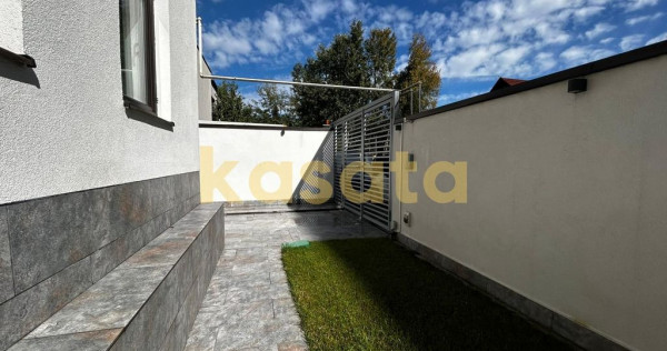 Apartament 105mp utili | curte 126mp și parcare inclusă...