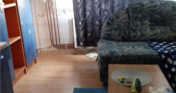 Camera de camin cu baie proprie - zona Tractorul