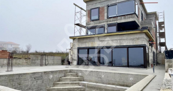 Casa spatioasa de vanzare cu teren 1146 mp, zona Colinelor