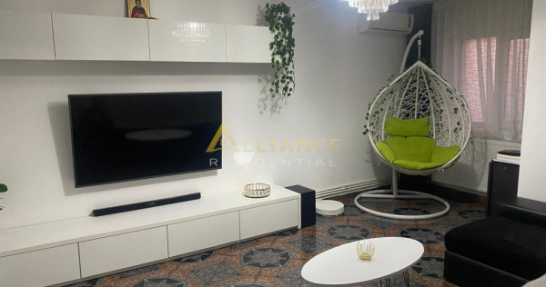 [PRIMARIE] Apartament cu 3 camere, decomandat - Mobilat si U
