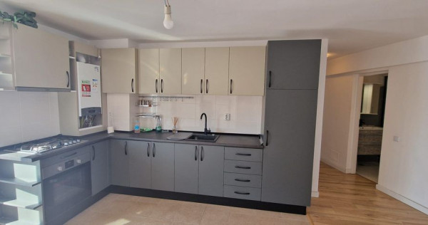 Apartament 2 camere decomandat Metrou Mihai Bravu