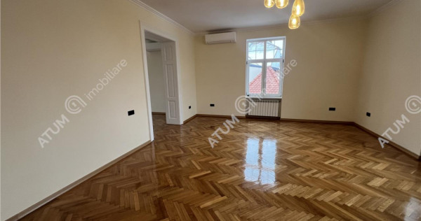 Spatiu de birouri complet renovat cu 3 camere si 2 bai zona