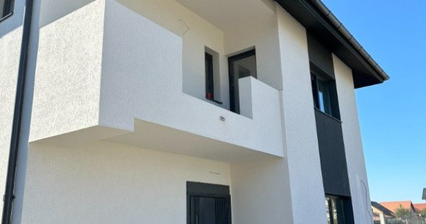 Vila Comuna Berceni Ilfov, zona Penny - Piata - direct la proprietar!