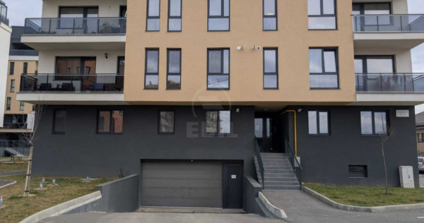 Apartament 3 camere semidecomandat