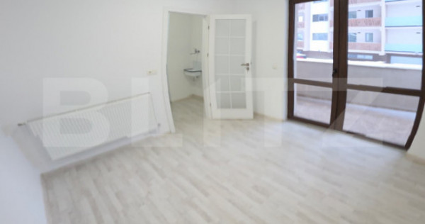Apartament 77 mp utili &ndash; locuință sau cabinet medical,