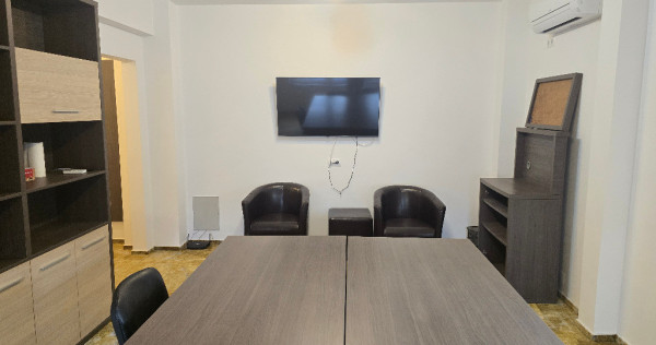 Inchiriez spatiu comercial in Deva, zona Liliacului, parter, izolat