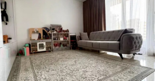 Apartament 2 camere, decomadat - zona Tractorul