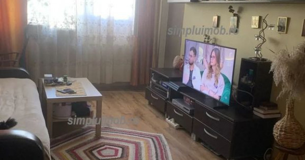 Dristor Apartament 3 Camere Spatios cu Balcon