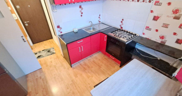 Ap.2 cam 48 mp, et.intermediar, balcon Gheorgheni zona Interservisan