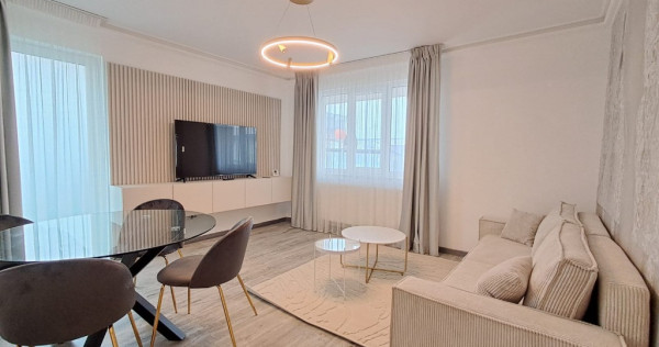 Apartament mobilat lux, la cheie, parcare Floresti zona Terra
