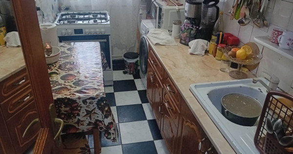 Apartament 3 Camere Piata Darmanesti 55mp centrala termoizolat luminos