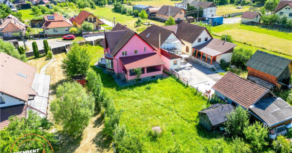 FILM! Casa noua,Covasna,cu fotovoltaic, garaj,curte,2 terase