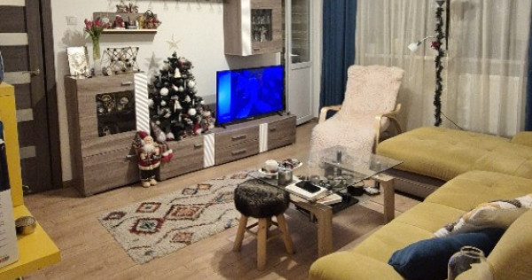 Apartament 3 camere, parter, 60 mp, Piața Sudului