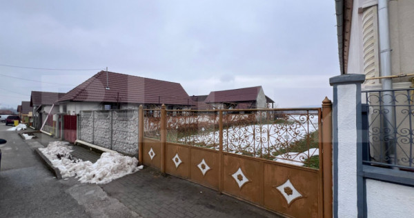 Teren intravilan, 941mp, front 11m, utilitati la strada, Ciu