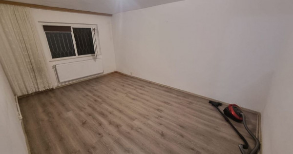 Faleza nord-apartament 2 camere decomandat cu gaze