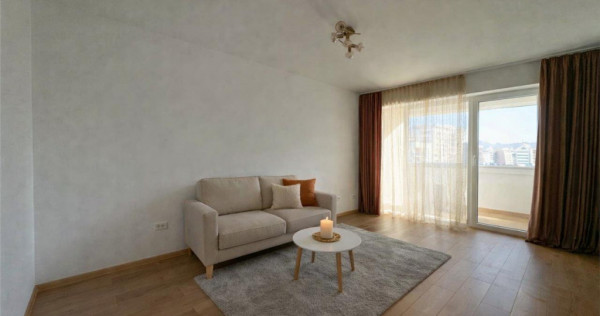 Imobil 2 camere decomandat Coresi Kasper, vedere catre Timpa